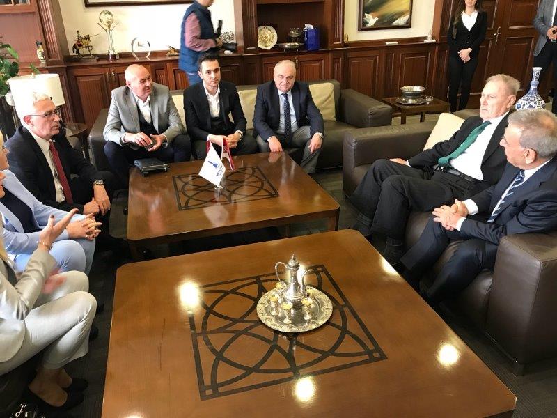 Delegacija Pirota u poseti Izmiru